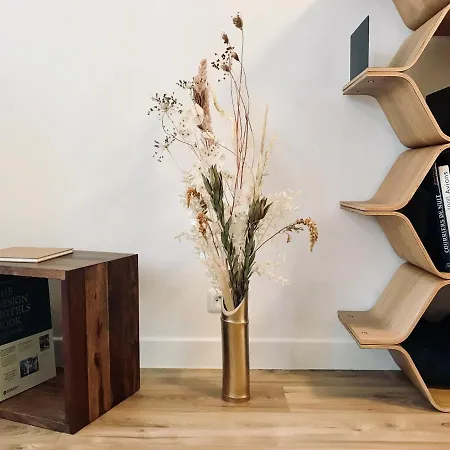 Apartment Sweet *